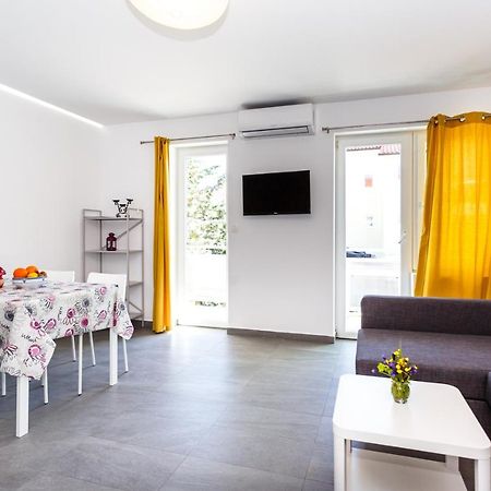 Golden Island Apartments كرك المظهر الخارجي الصورة