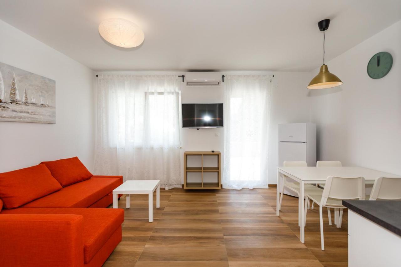 Golden Island Apartments كرك المظهر الخارجي الصورة