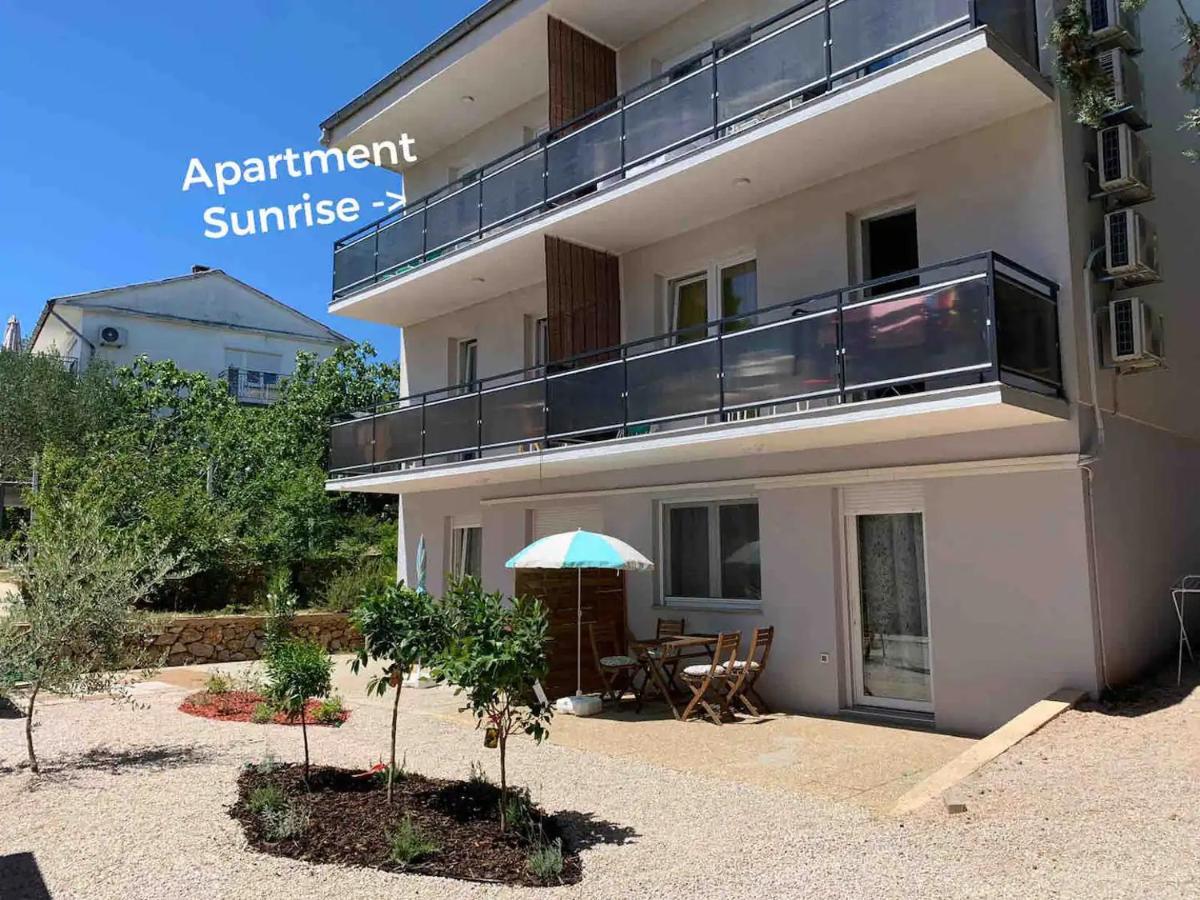 Golden Island Apartments كرك المظهر الخارجي الصورة