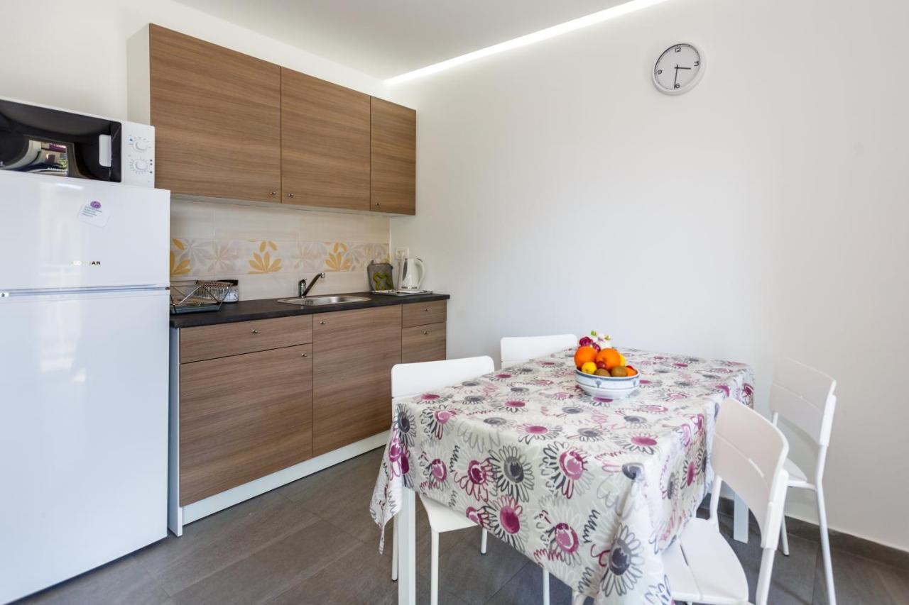 Golden Island Apartments كرك المظهر الخارجي الصورة