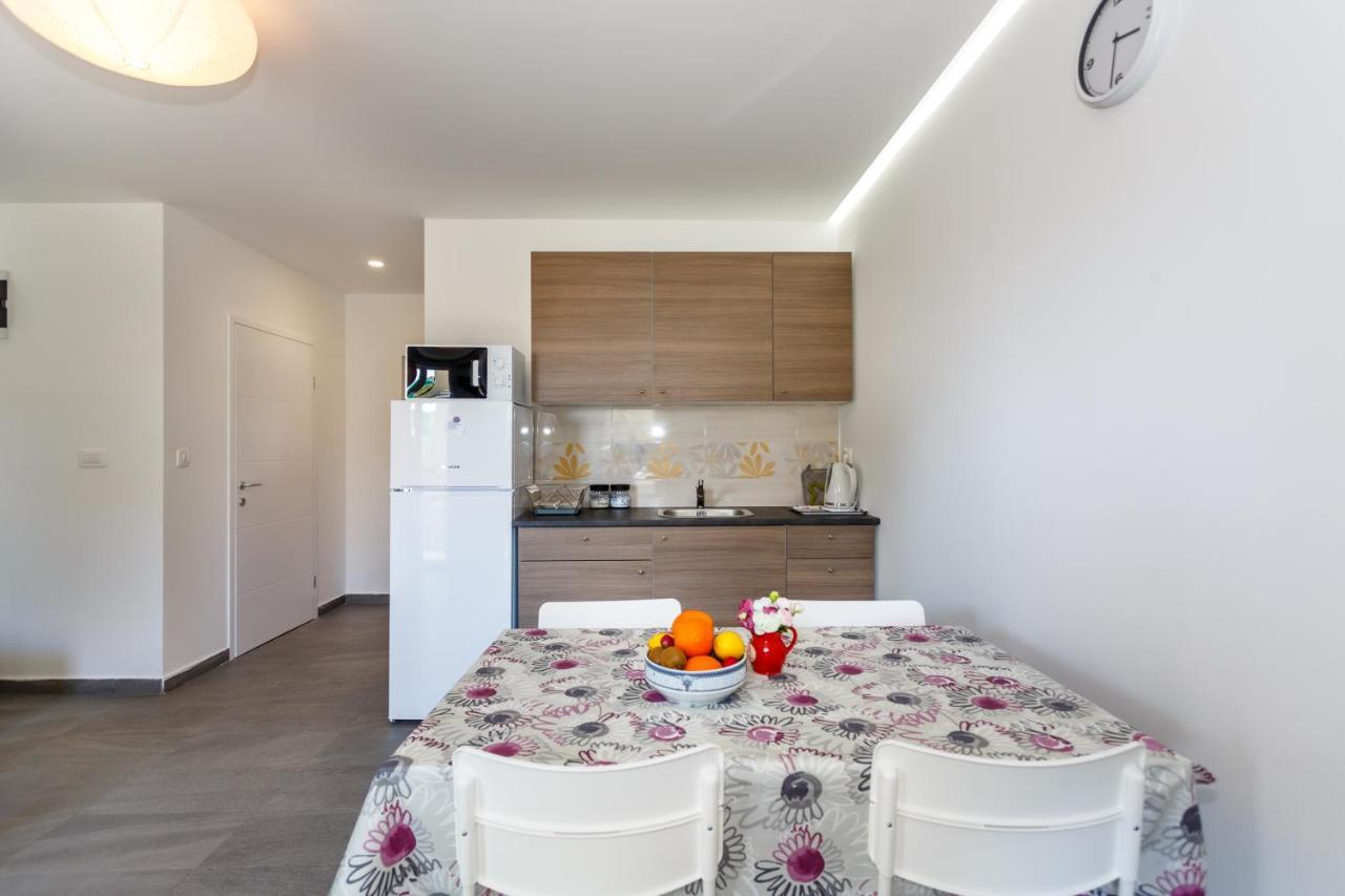 Golden Island Apartments كرك المظهر الخارجي الصورة